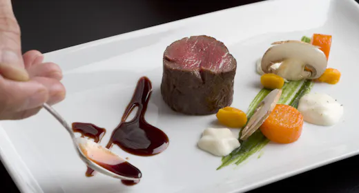 【早割30】【ラグジュアリー】【連泊不可】北海道の食材を使ったフレンチベースの料理