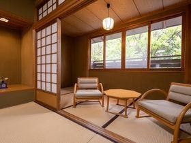 日の春旅館