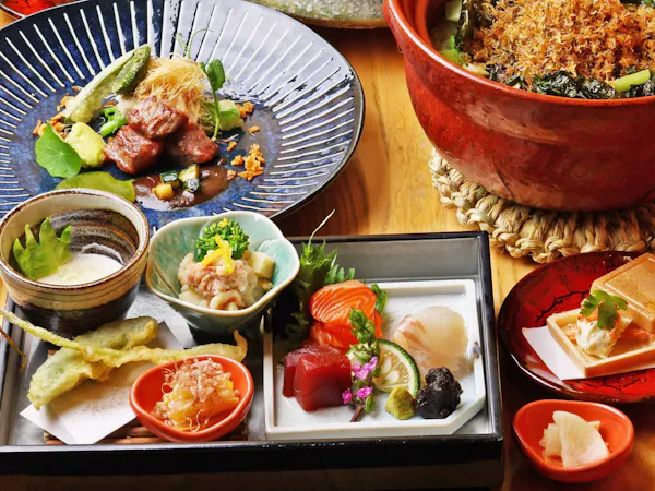 【乾杯ドリンク付】僧伽小野 京都新町別邸 季節の特上ディナー会席~藤~<夕朝食付>