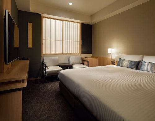 スタンダードクイーン