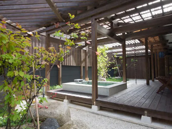 庭園と客室付露天風呂