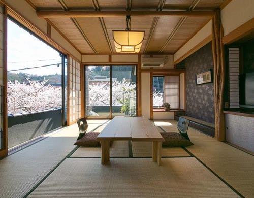 花桃（春）の【にノ四（一般客室）】の風景