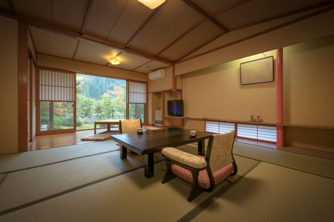 はるみや旅館