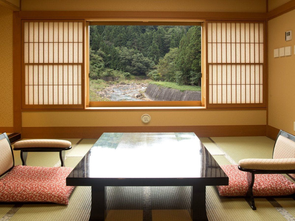 はるみや旅館