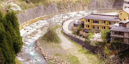 はるみや旅館