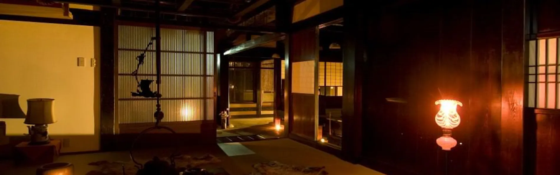 山里のいおり 草円