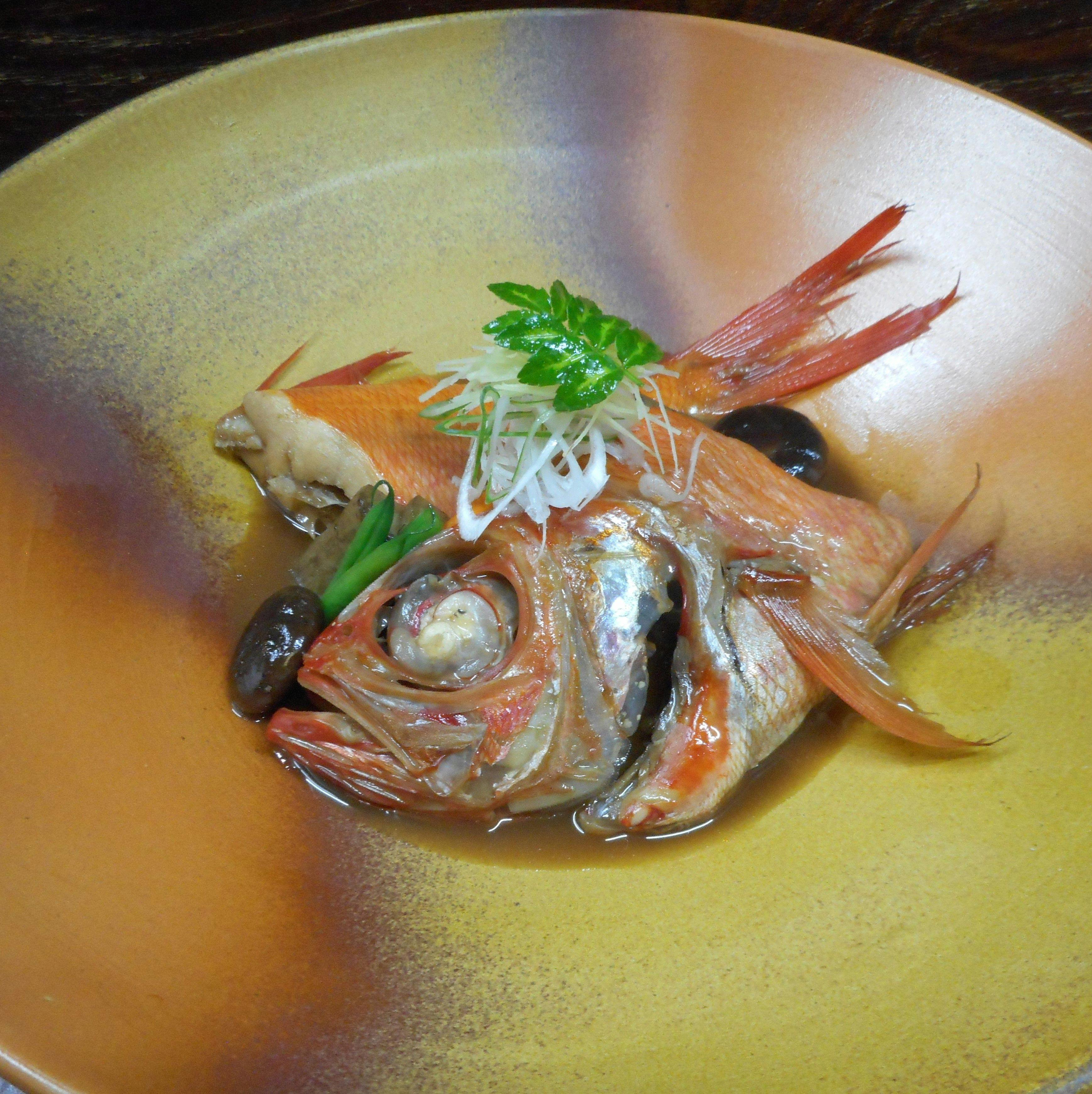 好評をいただいている金目鯛の煮つけ