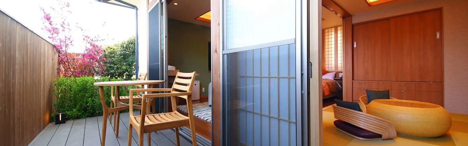 朝霧のみえる宿 ゆふいん花由