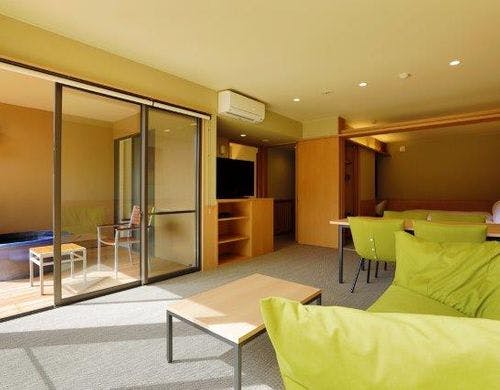 パウダールーム