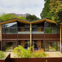 大文字焼きを見晴らす箱根の一等地