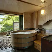 広々とした貸切風呂