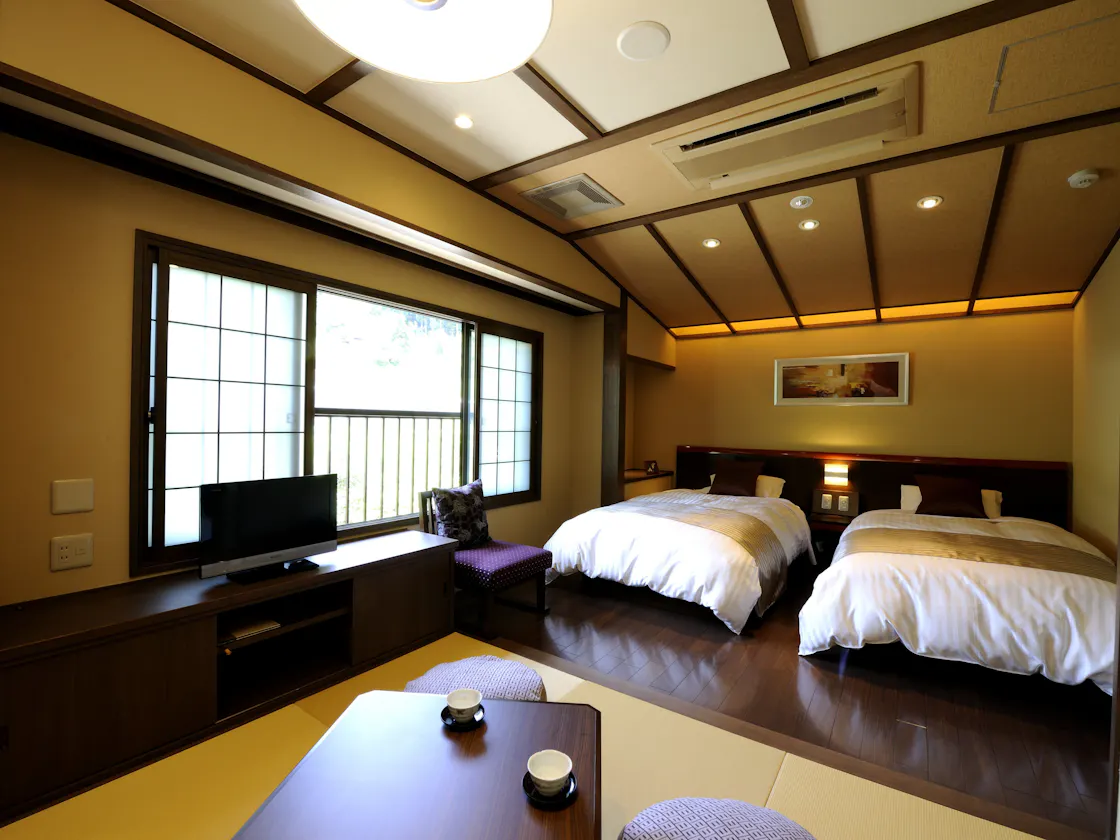 山里の風景が楽しめる部屋