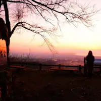 Pemandangan senja dari tapak Istana Matsukura.