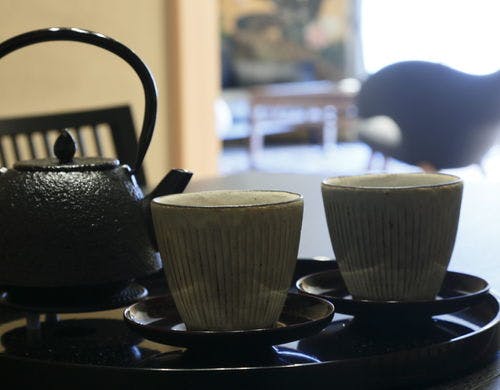 丸久小山園のお茶をご用意してます。