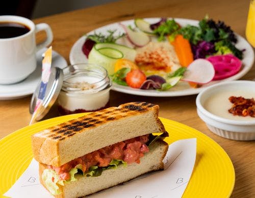 葵ホテル京都 × B STORE