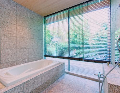 Villa別館ツイン　奥角部屋バスルーム