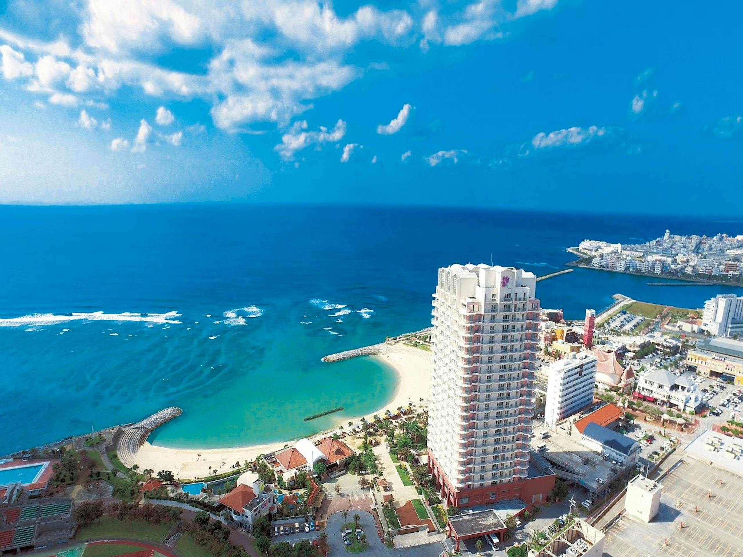 ザ・ビーチタワー沖縄