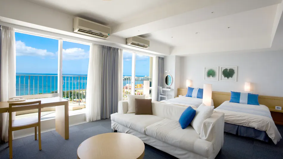 The Beach Tower Okinawa (Kyoritsu Resort)