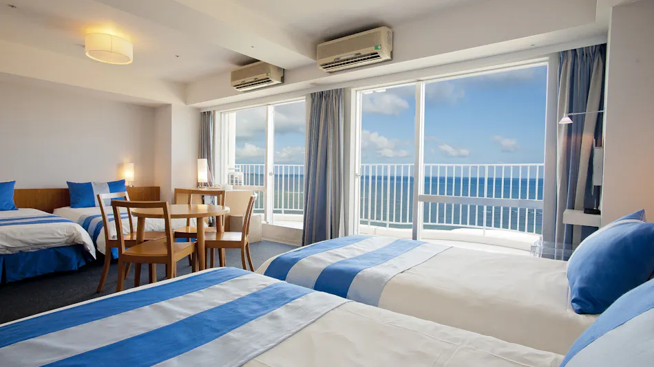 The Beach Tower Okinawa (Kyoritsu Resort)