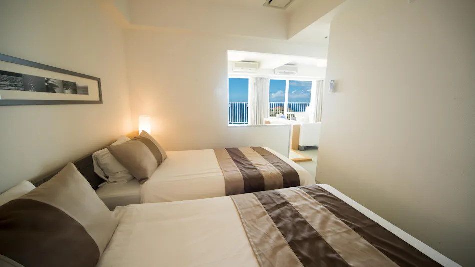 The Beach Tower Okinawa (Kyoritsu Resort)
