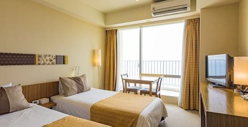 コンパクトツイン 禁煙 沖縄県民限定 うちなーんちゅもリゾートでリフレッシュ 館内利用券付 朝食付 プラン ザ ビーチタワー沖縄 一休 Com