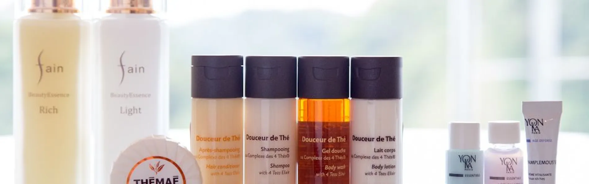 ホテルふたり木もれ陽