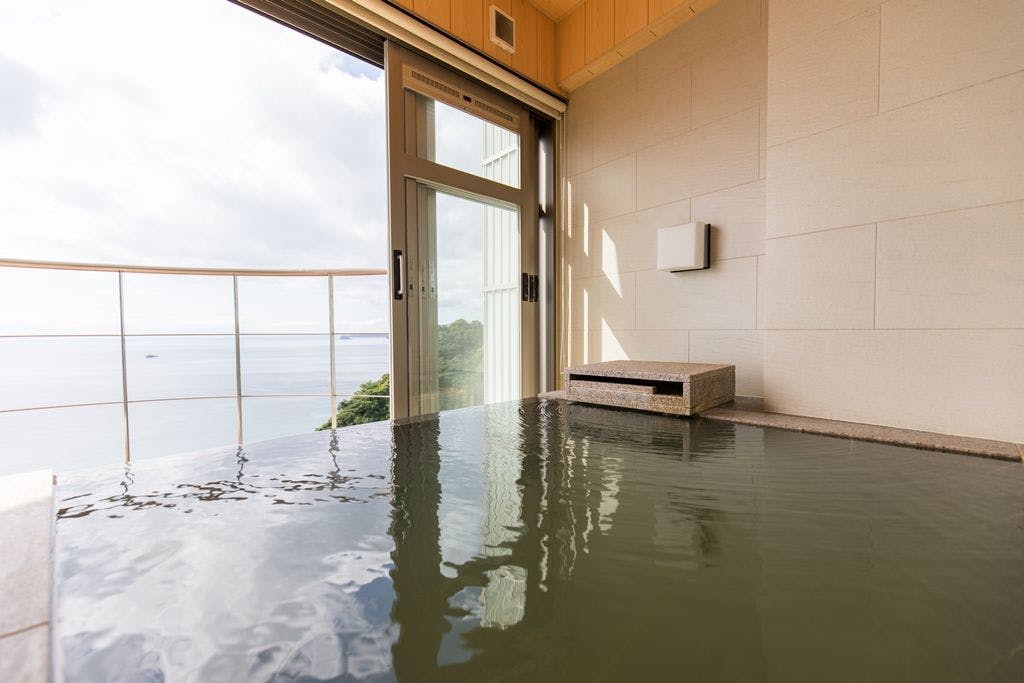 コンフォート・スイートの展望風呂