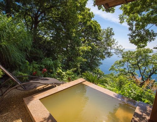 プレミアム・スイートの専用露天風呂