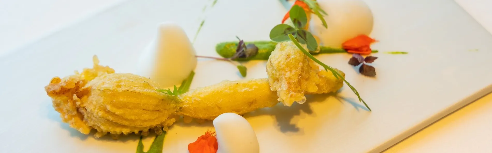 ホテルふたり木もれ陽