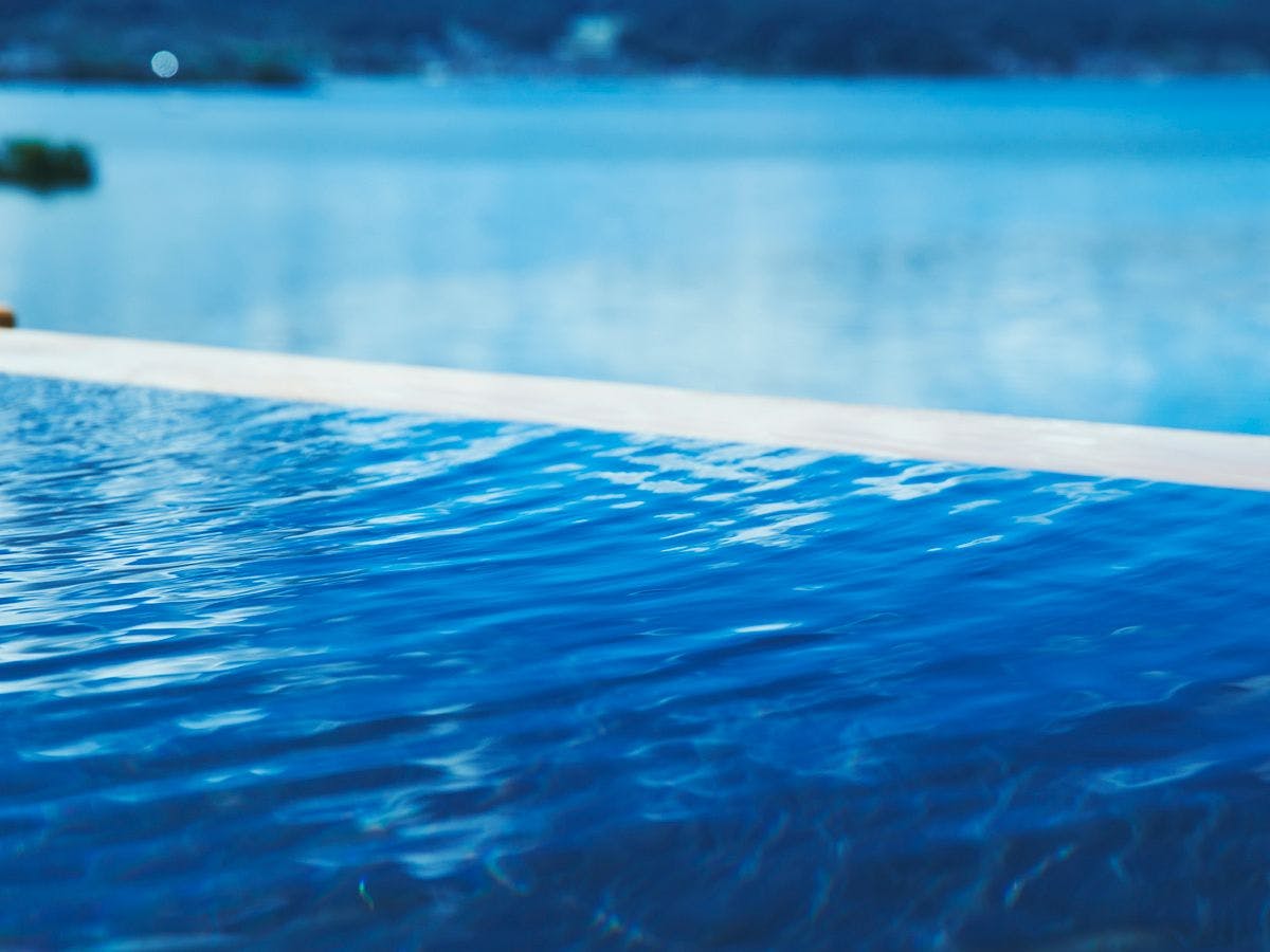 諏訪湖ダックツアー 水陸両用バス 絶景が話題の宿 宿泊予約は 一休 Com