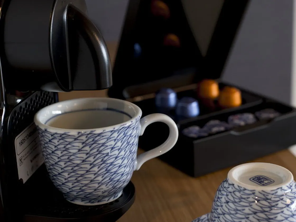 客室内には、珈琲、紅茶、お茶などをご用意