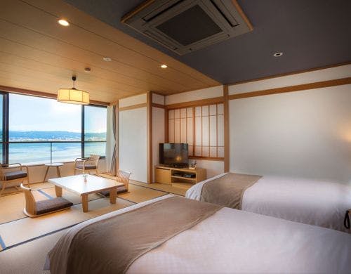 全8室に諏訪湖を一望する露天風呂を設置