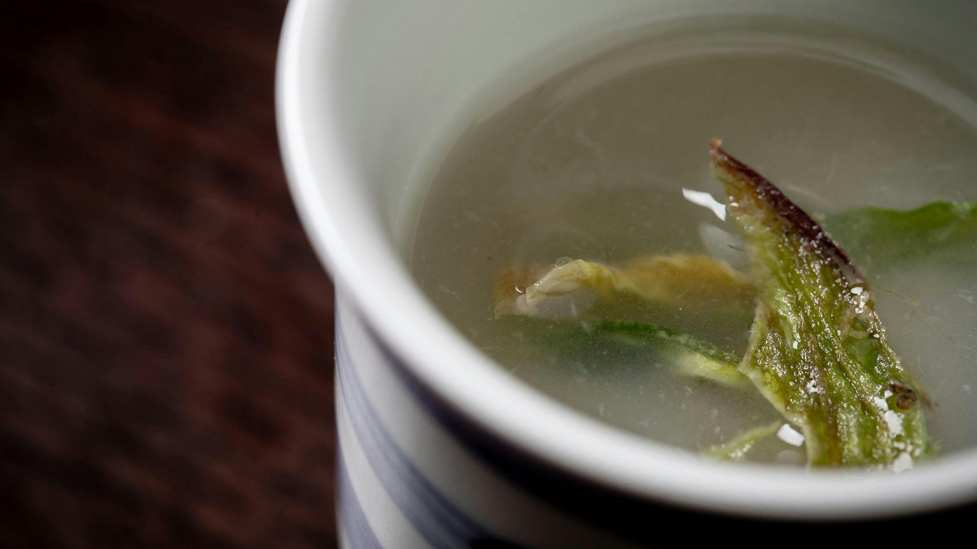 先付＜春のお料理＞蕪のすり流し