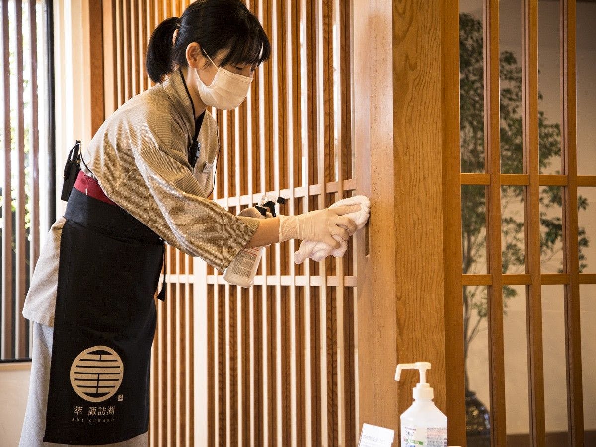 常時消毒を行っております