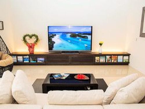 広々としたリビングルーム