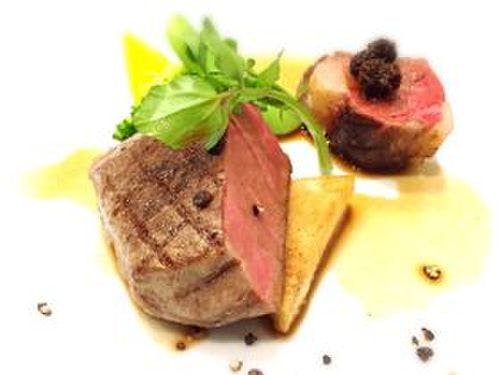 メインデッシュのお肉料理(一例)