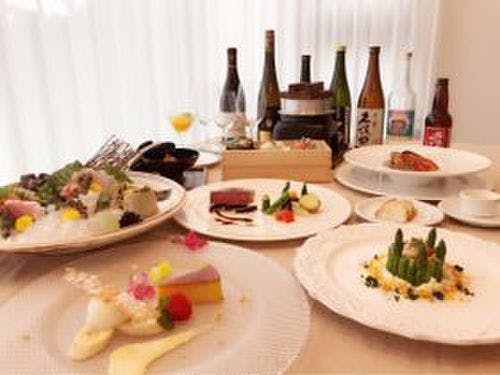 シェフ拘りの和洋折衷フルコースディナー