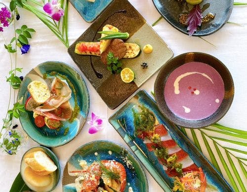 個室ダイニングでの和洋折衷ディナー