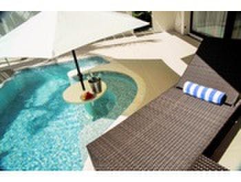 プライベートプール