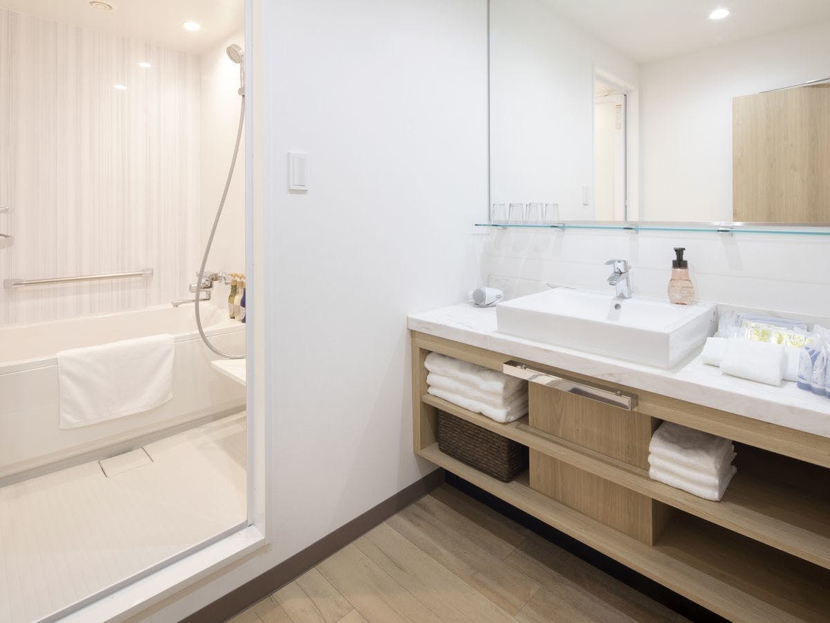 Kamar mandi (Deluxe Triple)