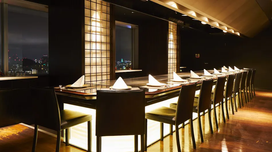 Art Hotel Osaka Bay Tower