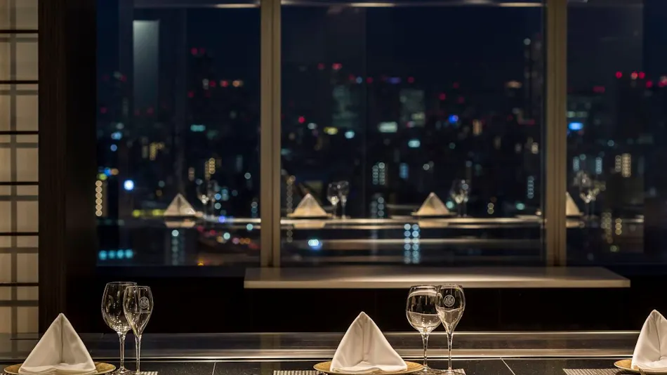 Art Hotel Osaka Bay Tower