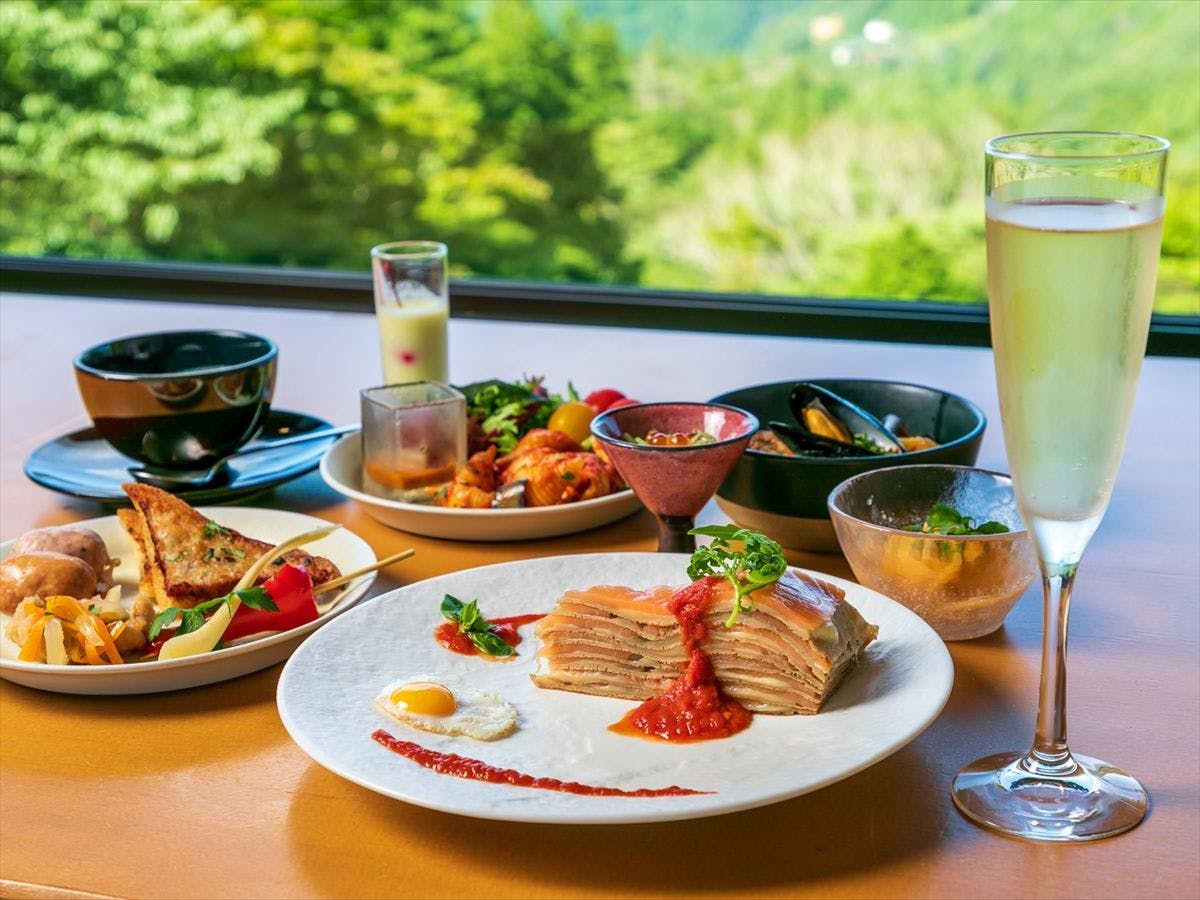 bar hotel 箱根香山
