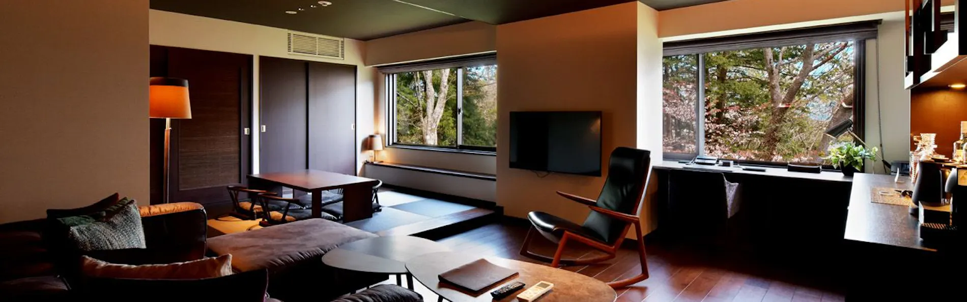 bar hotel 箱根香山