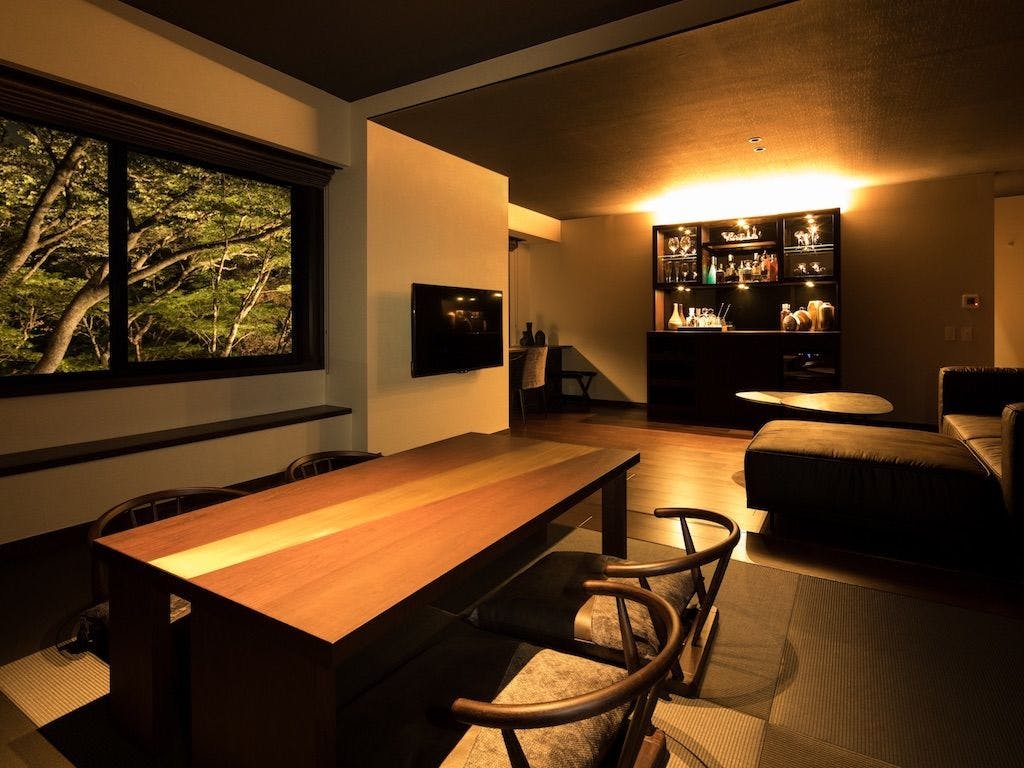 bar hotel 箱根香山