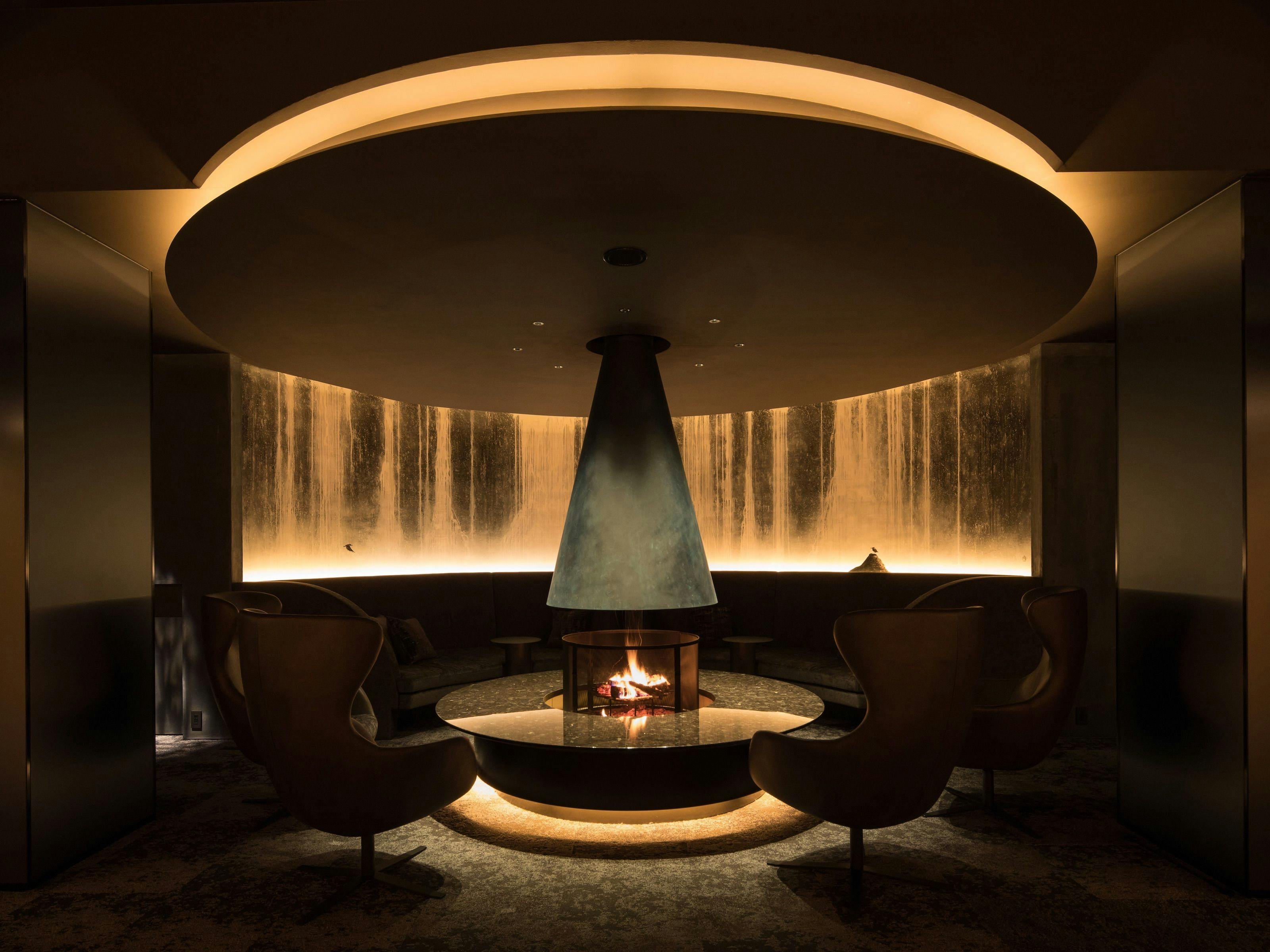 bar hotel 箱根香山
