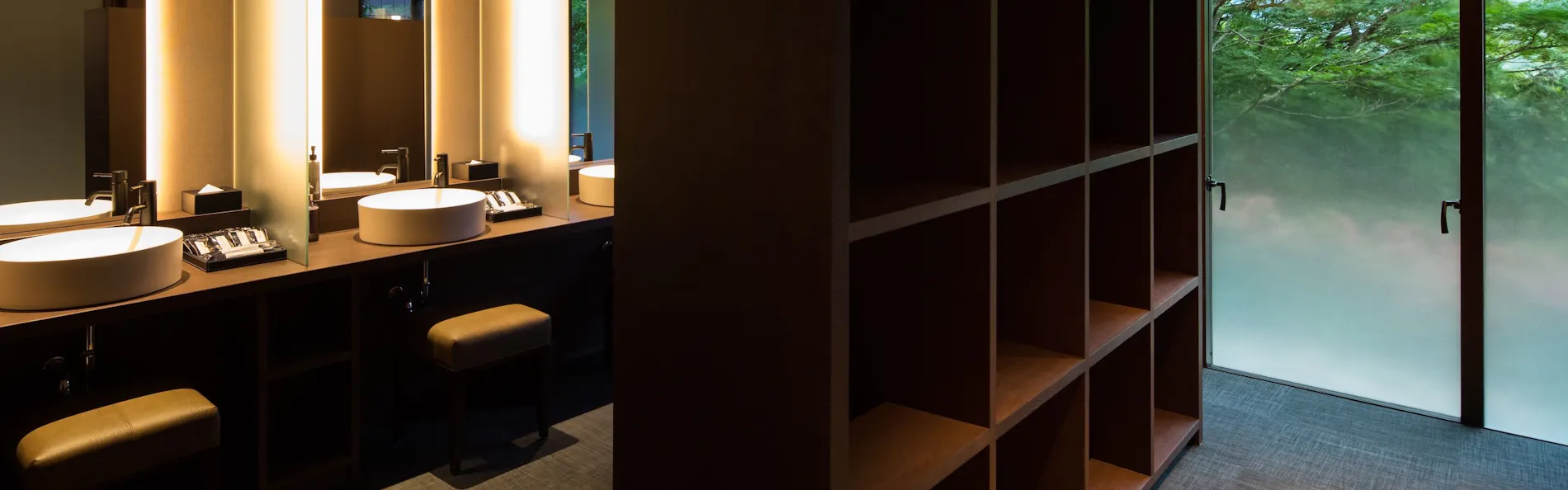 bar hotel 箱根香山