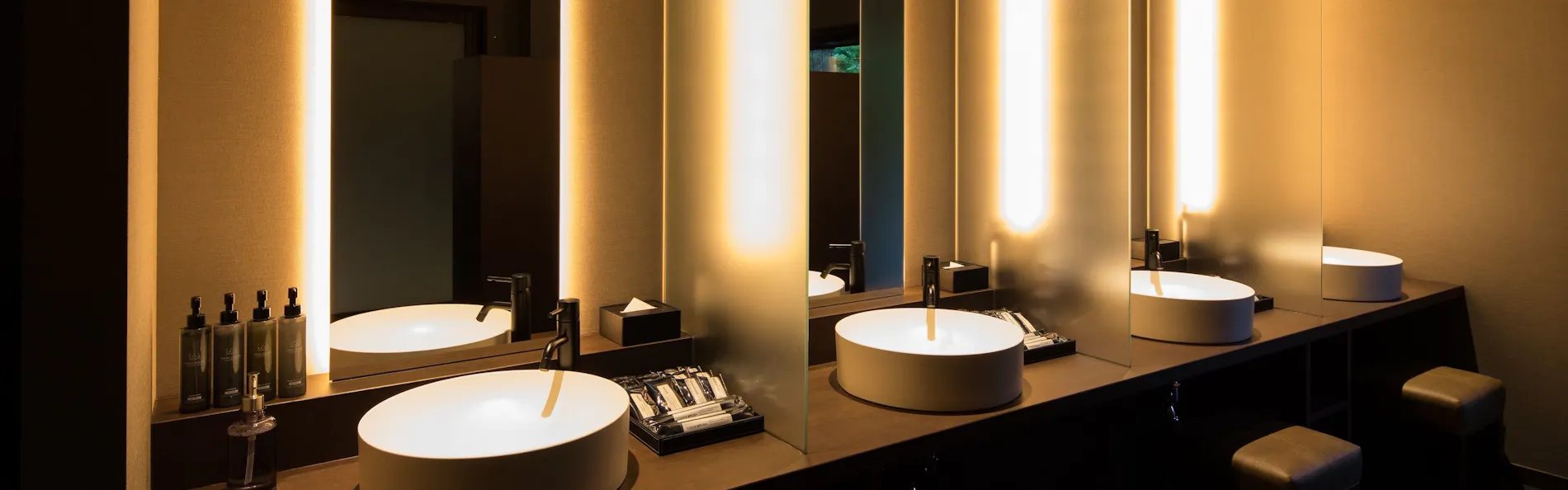 bar hotel 箱根香山