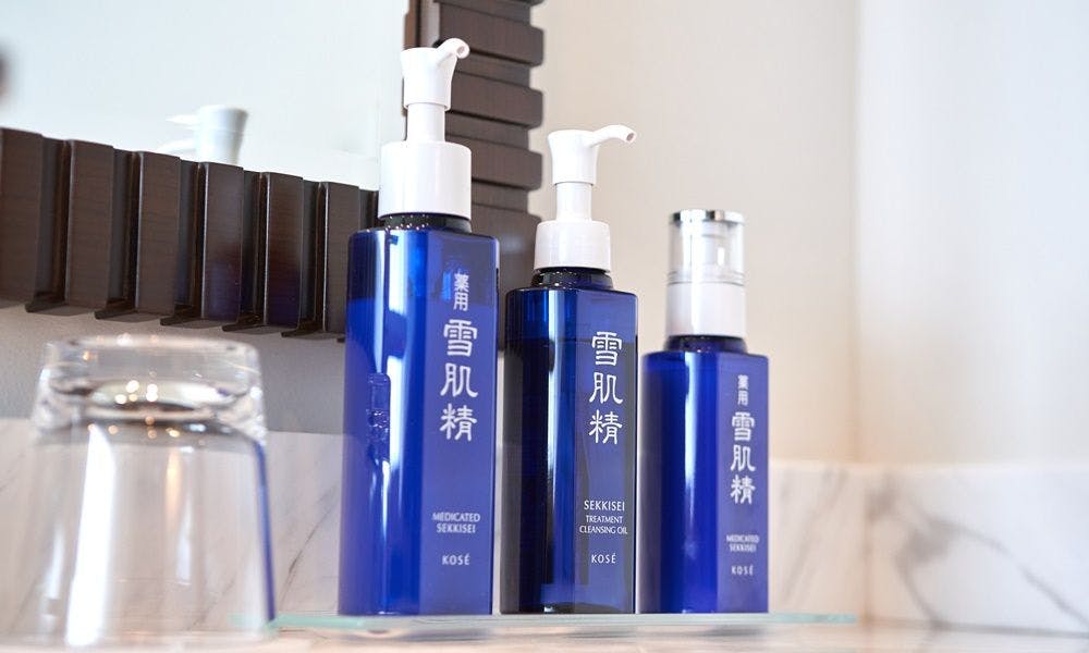 【สิ่งอำนวยความสะดวกบนรถบัส】ห้องสวีทและเตียงคู่