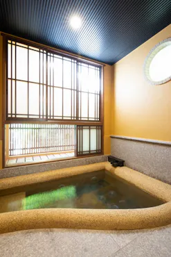 2階半露天風呂付 「赤絵」